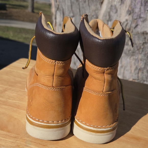 Timberland Wheat/Tan Leather Work Boots with Dark Brown Collar - Picture 5 of 8